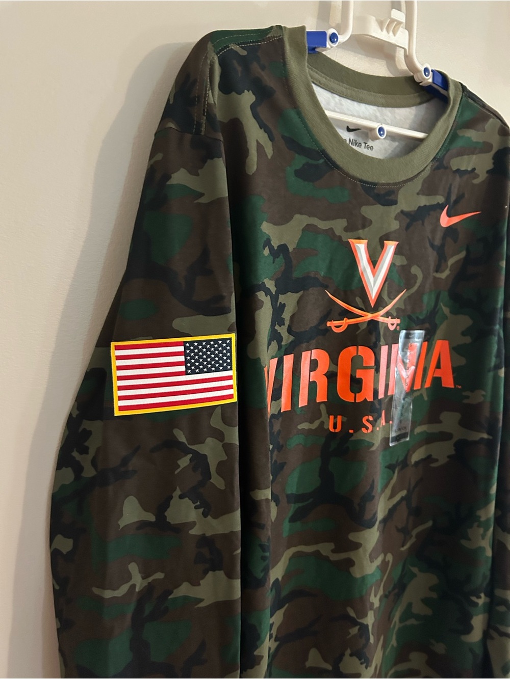 University of VA Nike Dri Fit Olive & Dark Green Camo Long-Sleeve Tee - Picture 2 of 6